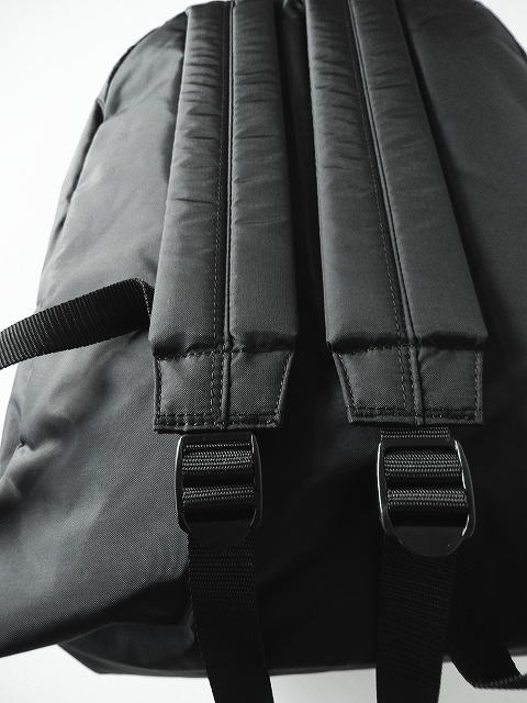 BLACK COMME des GARCONS【ブラック コム デ ギャルソン】正規